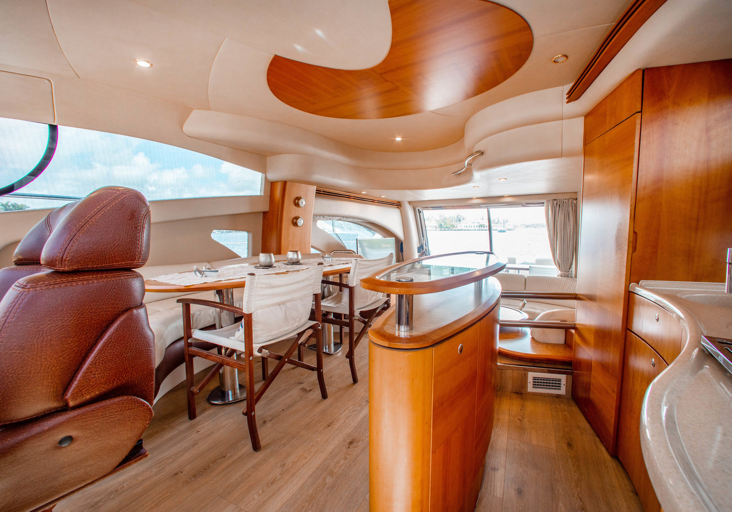 55’ Azimut MB - Evilot Enterprises
