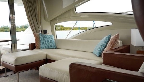 70’ Azimut - Evilot Enterprises