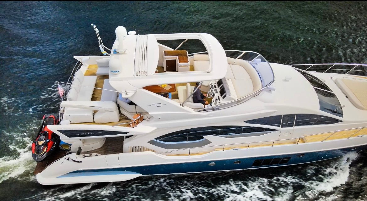 72' Azimut - Evilot Enterprises