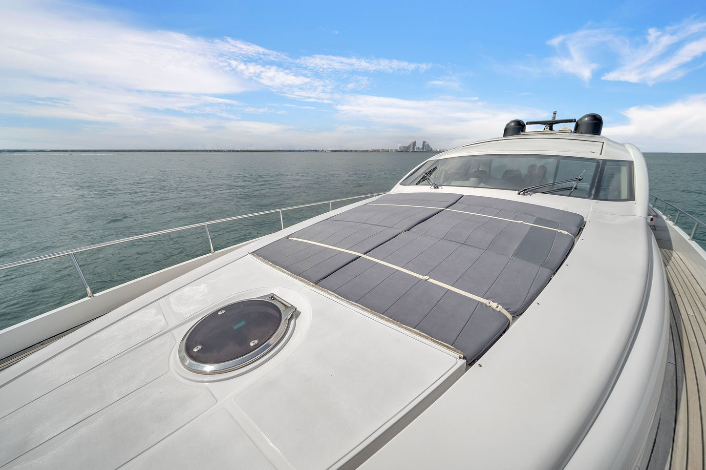 75' Pershing - Evilot Enterprises