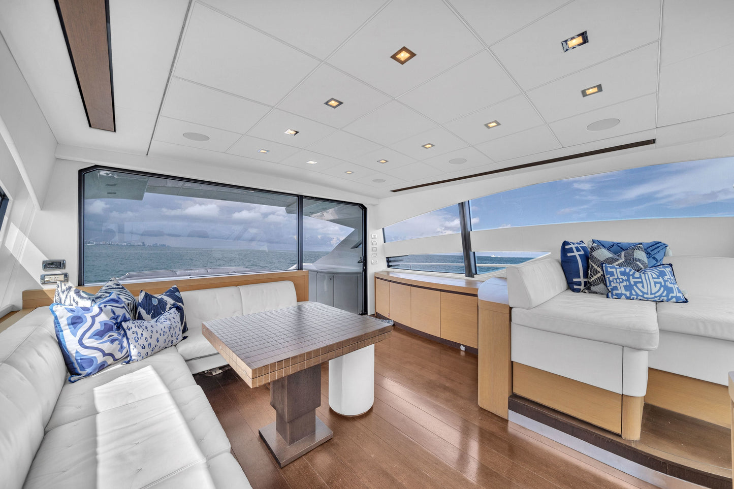 75' Pershing - Evilot Enterprises
