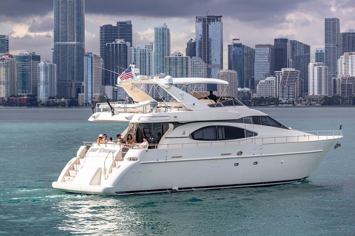 80’ Azimut “Salt Shaker” - Evilot Enterprises