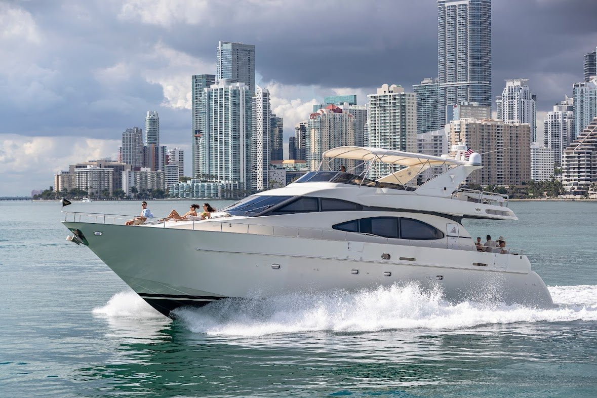 80’ Azimut “Salt Shaker” - Evilot Enterprises