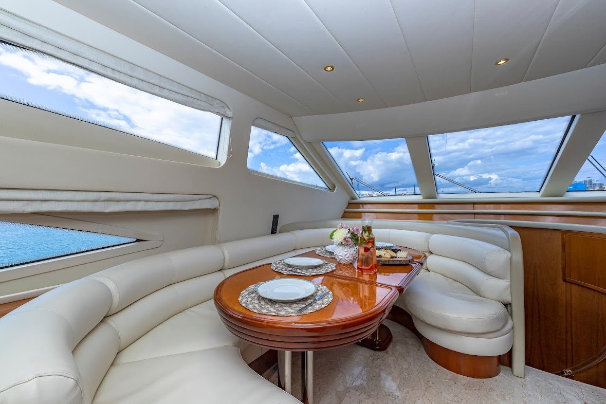 80’ Azimut “Salt Shaker” - Evilot Enterprises