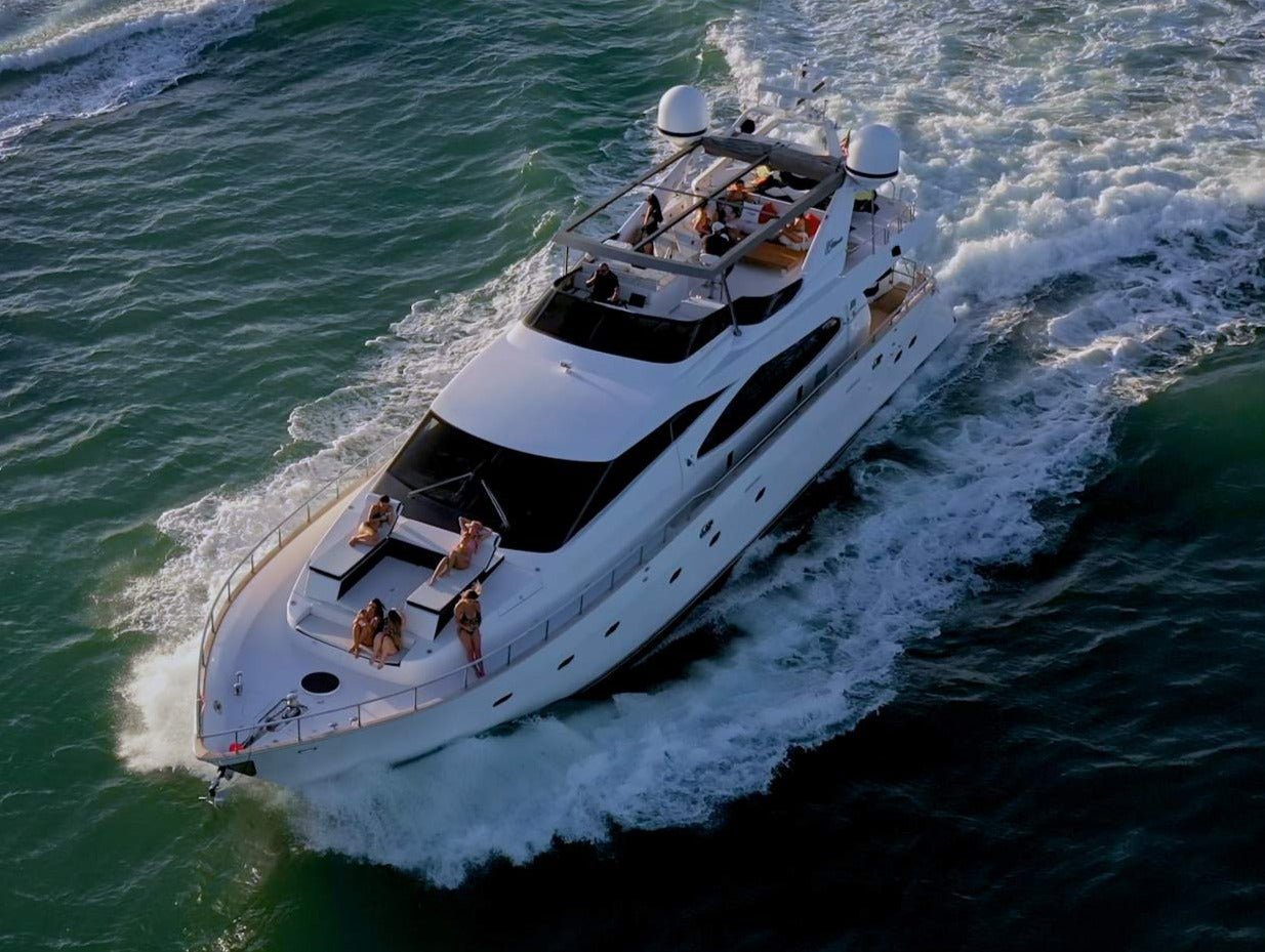 85’ Azimut - Evilot Enterprises