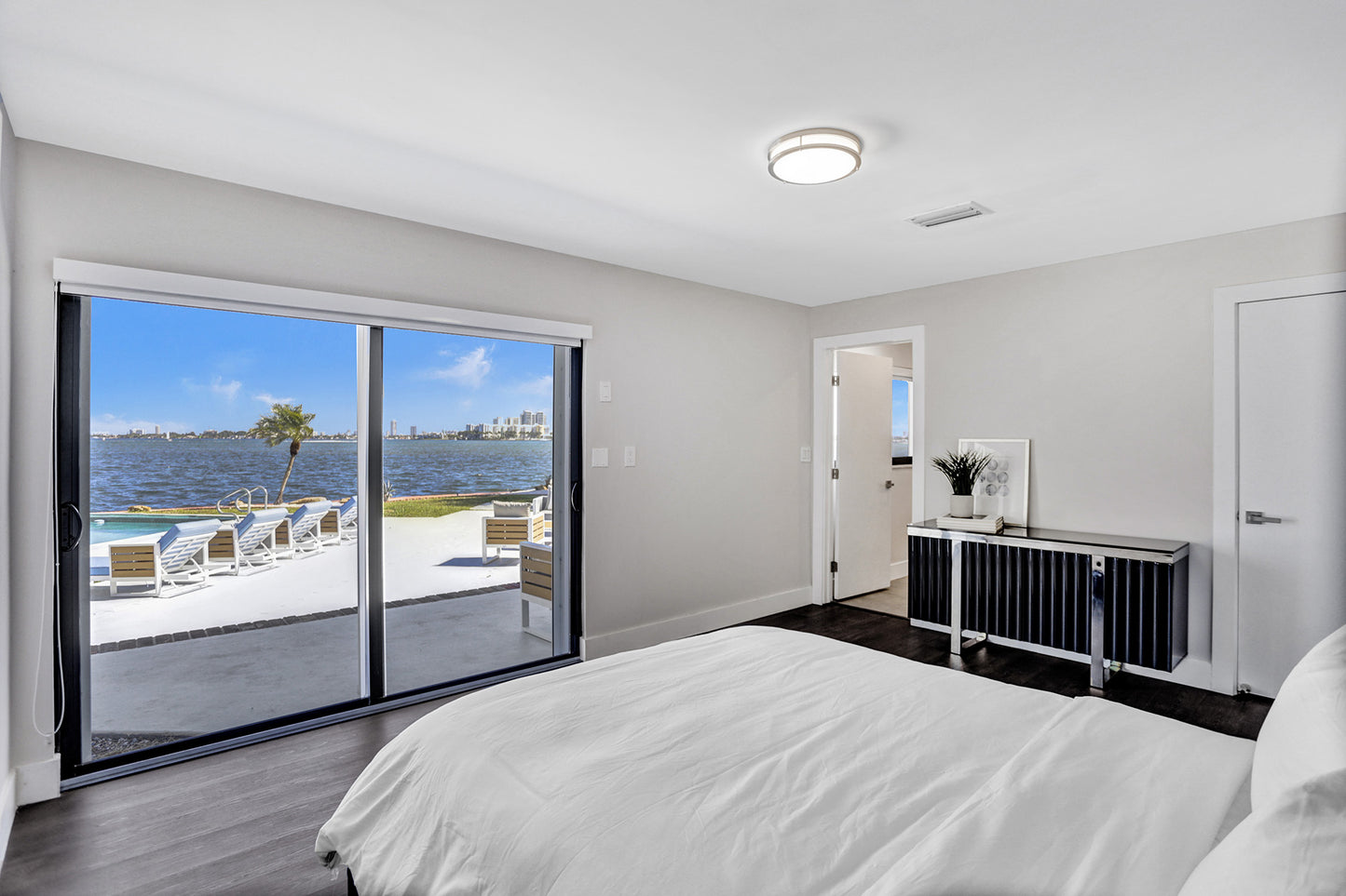 Villa Bayshore