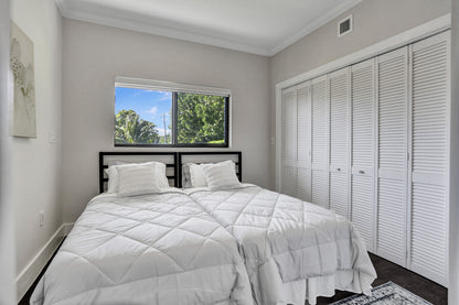 Villa Bayshore