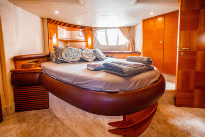 55’ Azimut MB - Evilot Enterprises