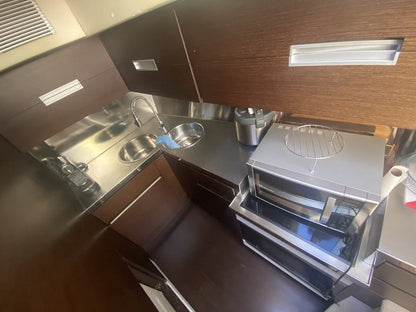 70’ Azimut - Evilot Enterprises