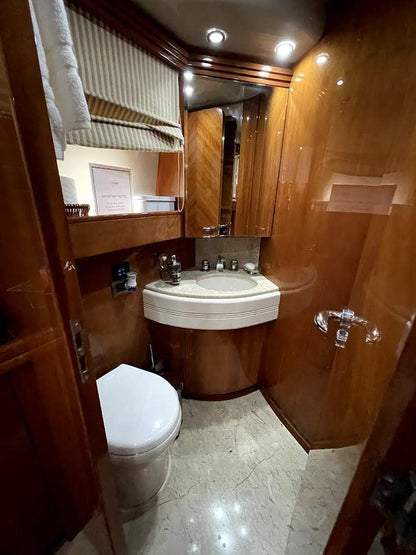 85’ Azimut - Evilot Enterprises
